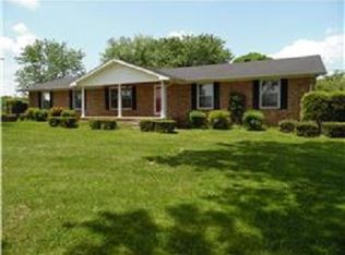 294 Dunn Leoma Road, Leoma, TN 38468