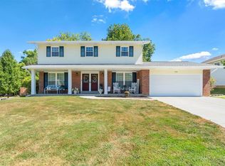 1402 Ticonderoga Dr, Saint Peters, MO 63376