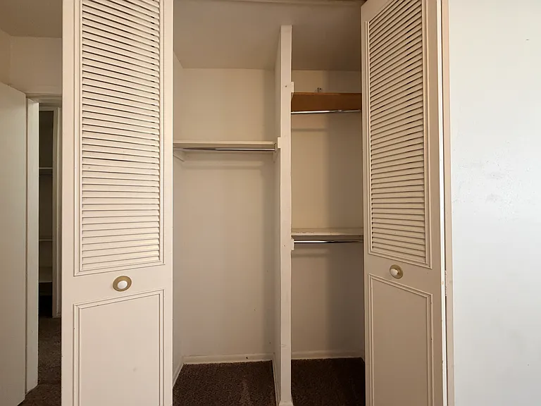 4915 Sierra Madre Dr — Photo 18