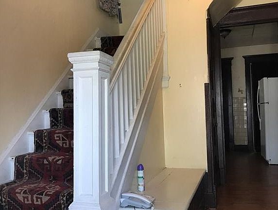 2nd image of 3141 Graceland Ave