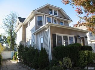 70 Beechwood Ave, Bogota, NJ 07603