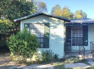 4239 Buena Vista St, San Antonio, TX 78237