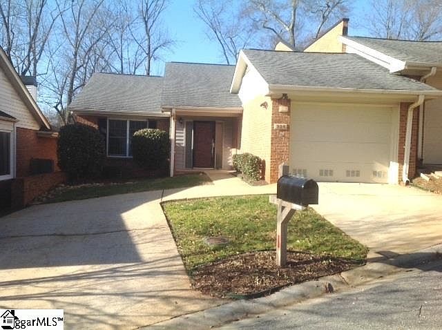 1st image of 325 Mockingbird Hl