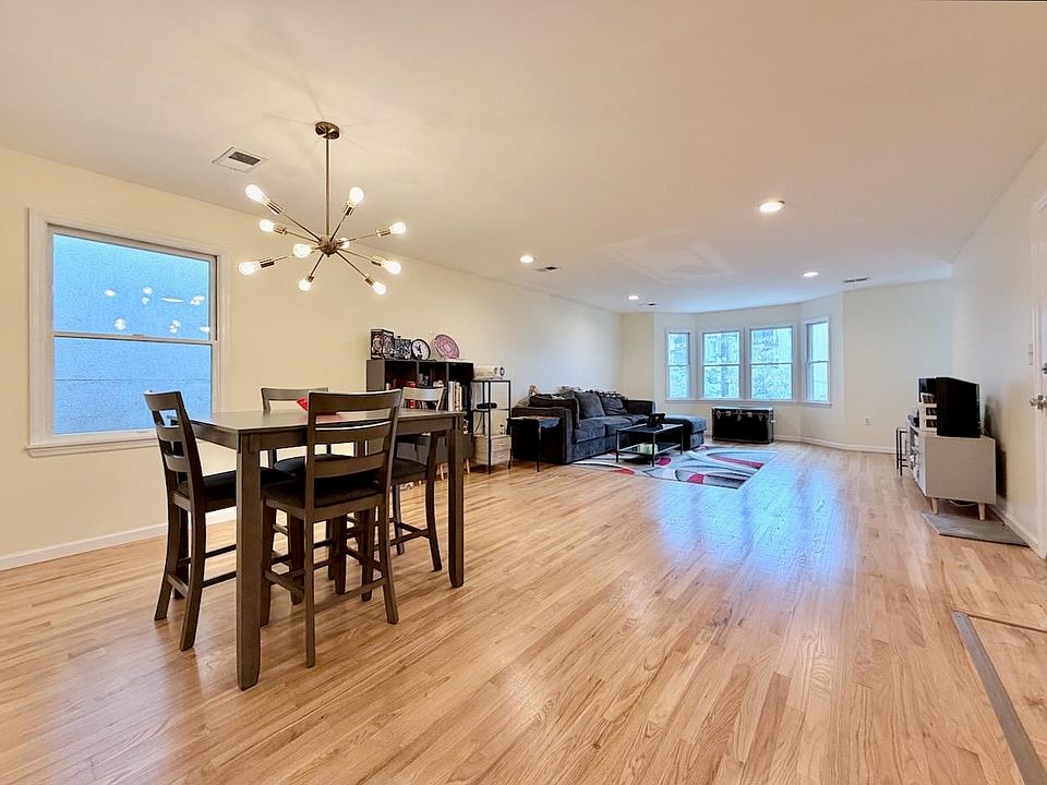 1st image of 378 7th St #2