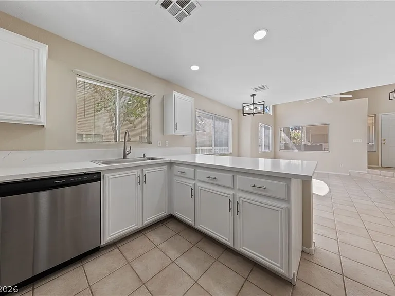 8025 Cherish Ave — Photo 10