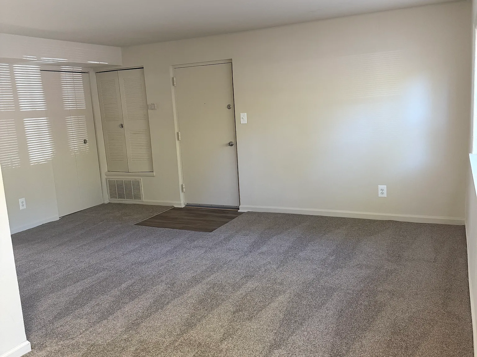 2 bed, 800 sqft, $1,239 — Photo 4