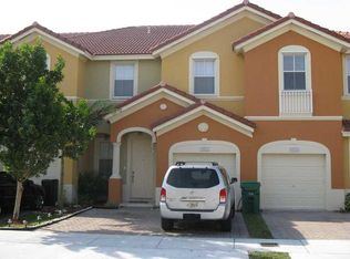 16616 SW 79th Ter, Miami, FL 33193