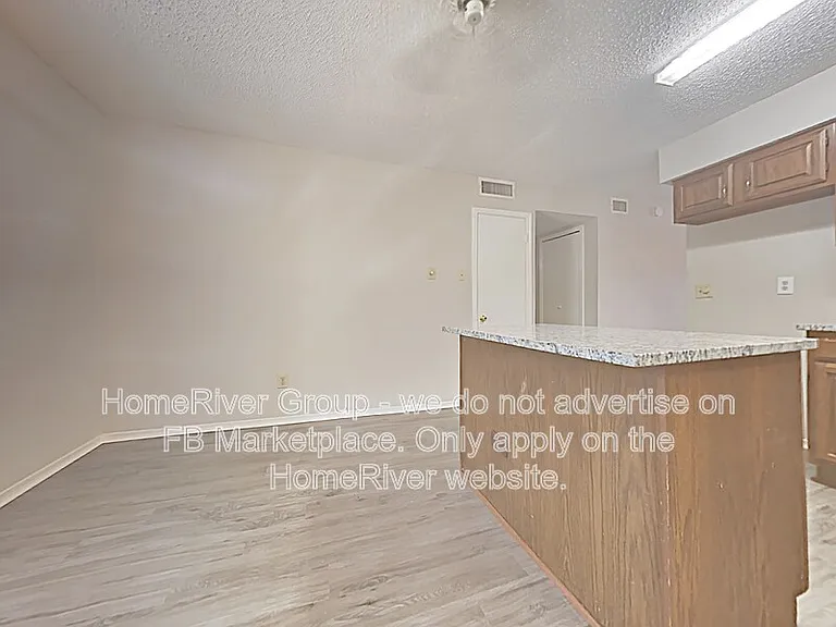 2201 Homecraft Ln — Photo 5