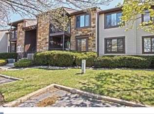 33 Bozarth Ct, Hamilton, NJ 08690