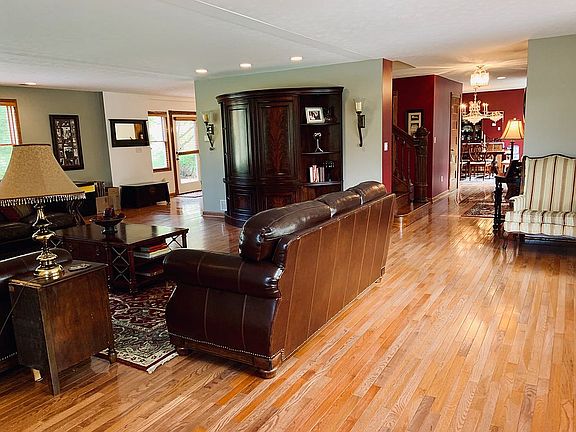5th image of 4734 Mill Stream Ct