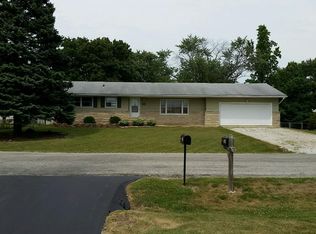 620 Maddox Dr, Mount Zion, IL