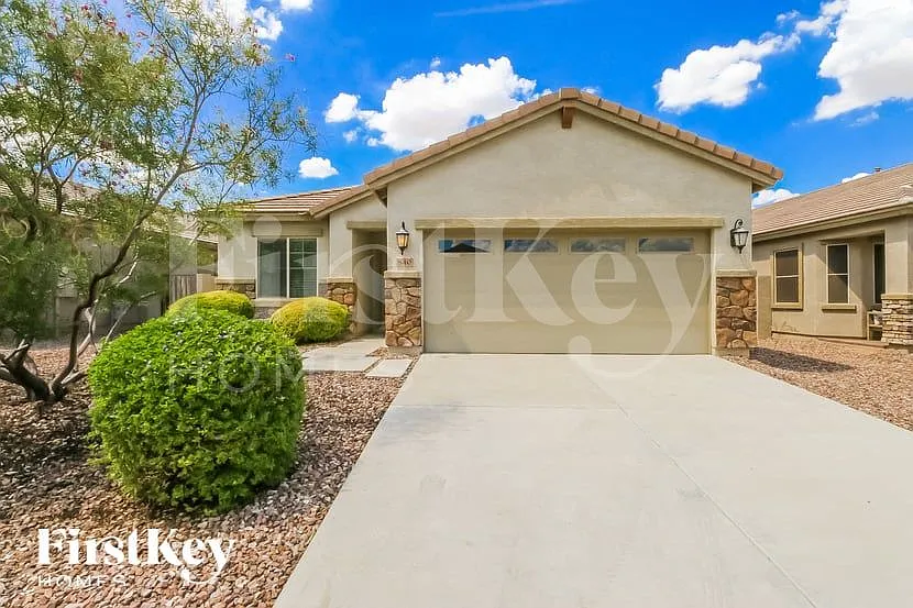 840 E Gold Dust Way