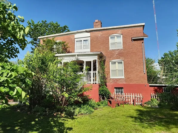 2110 W 13th St, Joplin, MO 64801