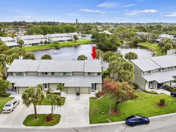 3266 NE Holly Creek Drive, Jensen Beach, FL 34957