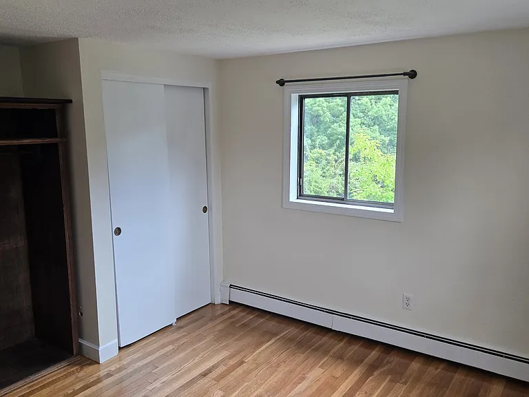 108 E Main St #10 — Photo 3