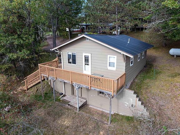 2nd image of 6833 View Point Lodge Rd