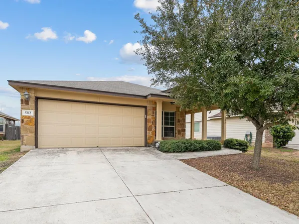 582 Briggs Dr, New Braunfels, TX 78130