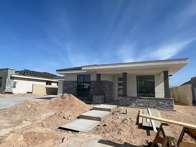 1st image of 722 W Juniper Hill Dr #219