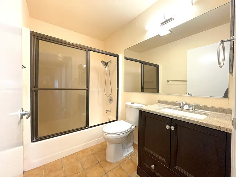 8338 Regents Rd #3O — Photo 12