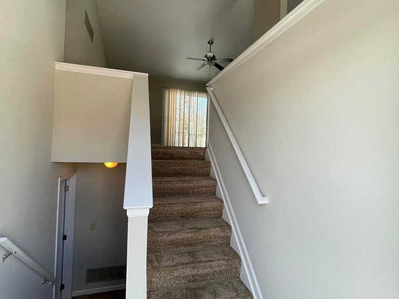 3rd image of 5017 Dexter Ct
