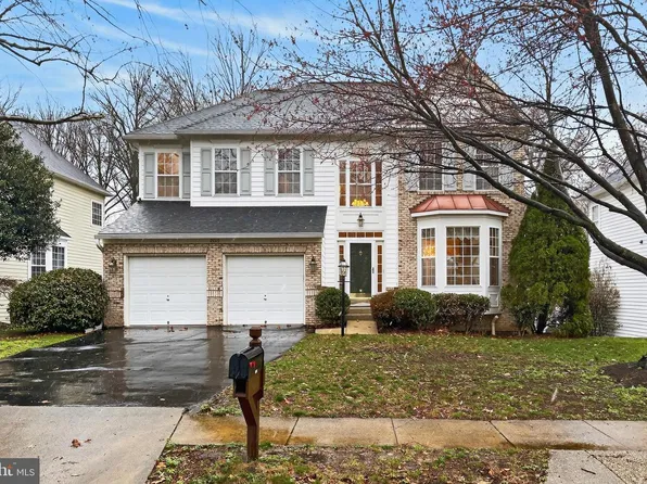 21321 Small Branch Pl, Ashburn, VA 20148