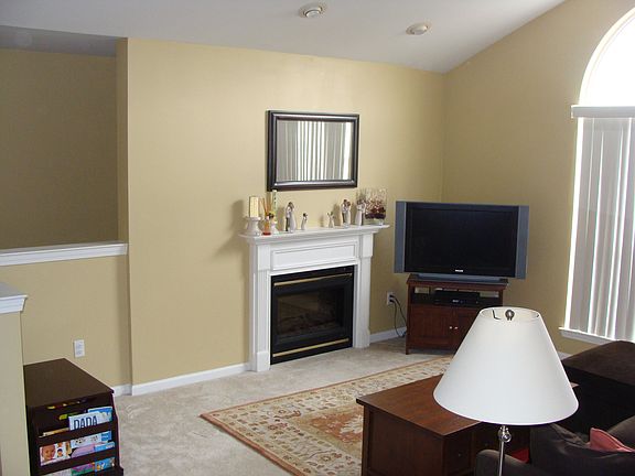 4th image of 19210 Chesapeake Cir #1