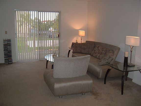 5th image of 8240 SW 210th St APT 117