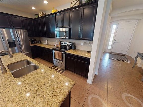 3rd image of 1192 Aronimink Dr