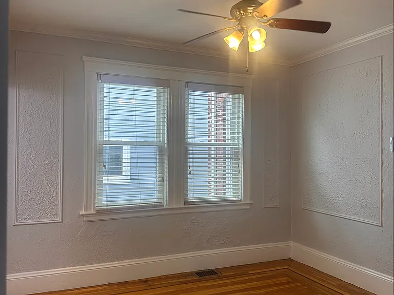 84 Lawton St #1 — Photo 14
