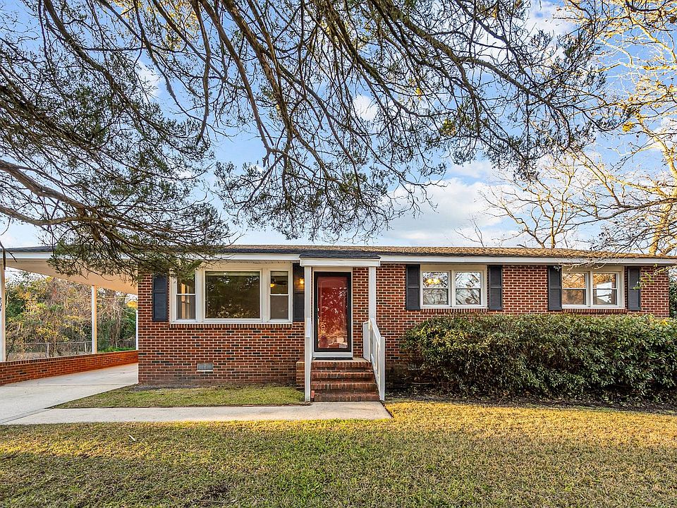 1st image of 205 Regalwood Dr