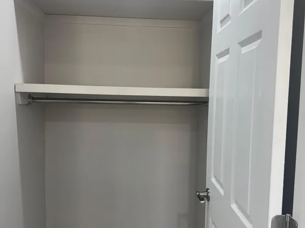 2-107 131st St, South Richmond Hill, NY 11419