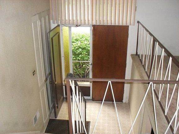 3rd image of 6418 Marshall Dr