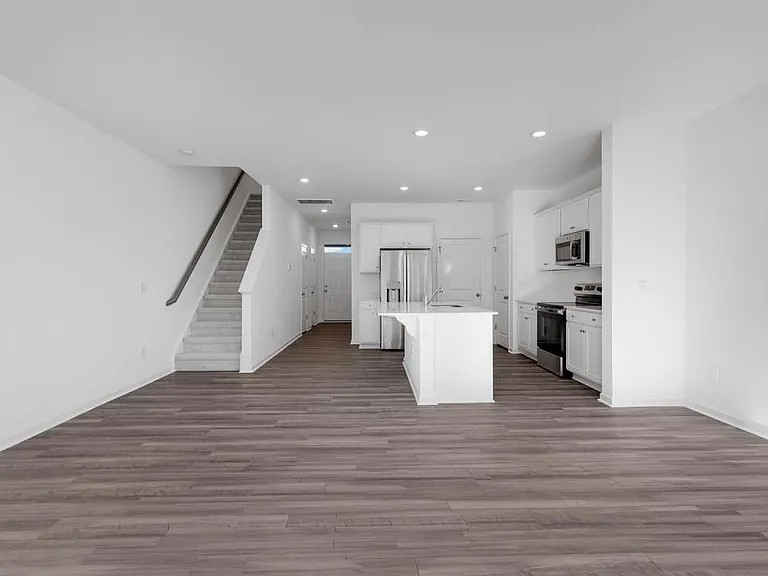 75 Broward Ln — Photo 30