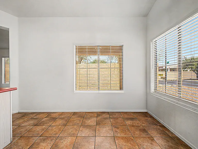 6906 W Phelps Rd — Photo 11