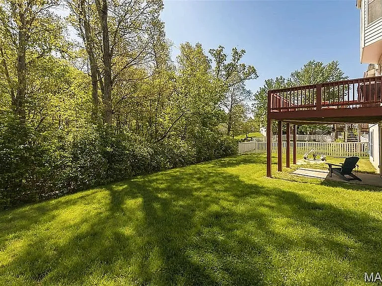 1079 Goss Ct — Photo 3