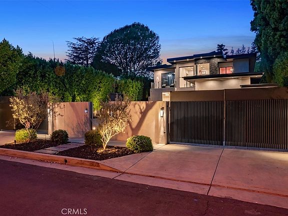 5th image of 5301 Amestoy Ave