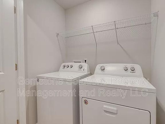 3rd image of 608 Clifford Hts