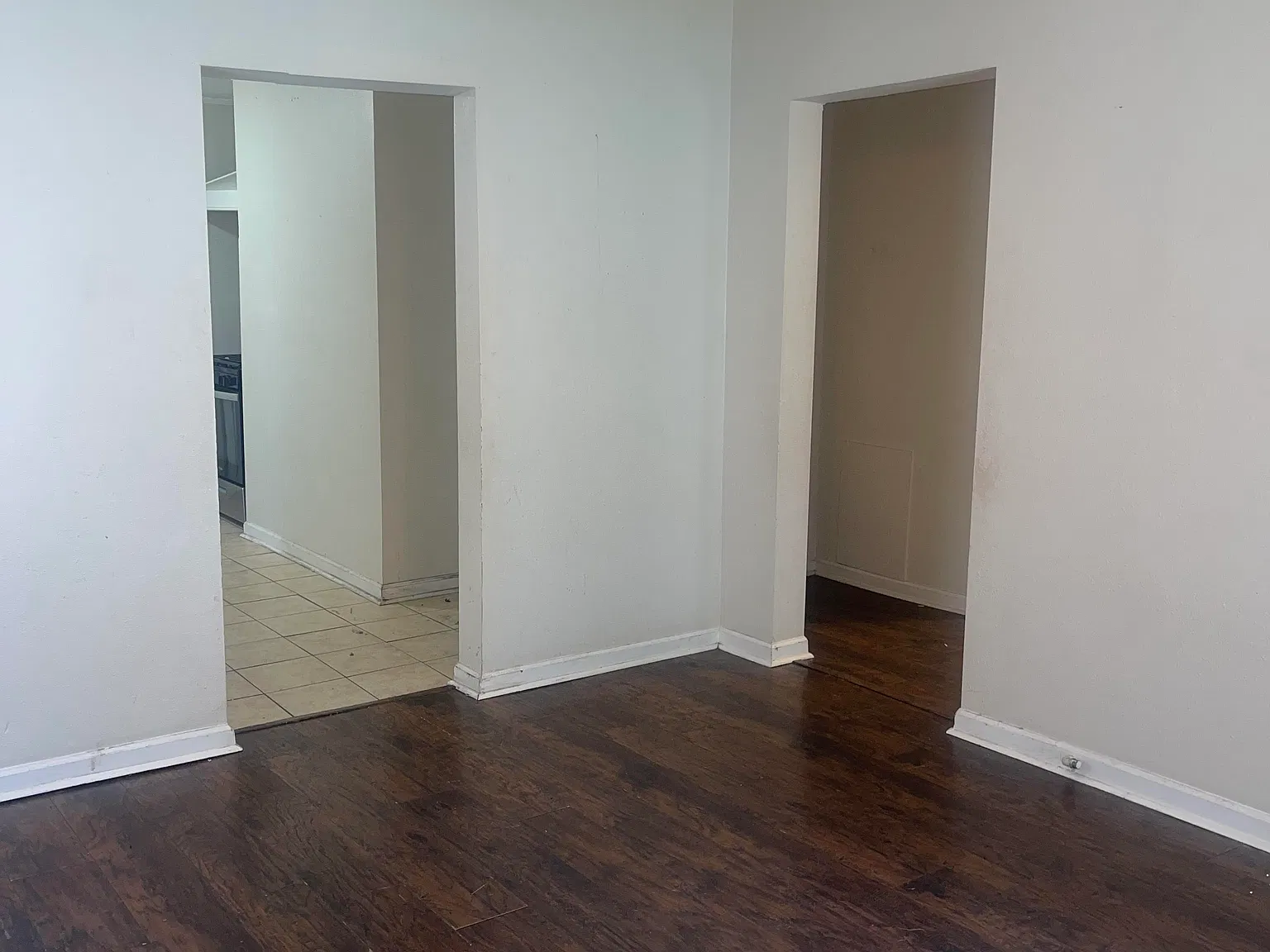 2 bed, $900 — Photo 3