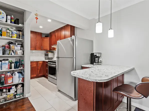 68-20 Selfridge Street #6J, Forest Hills, NY 11375