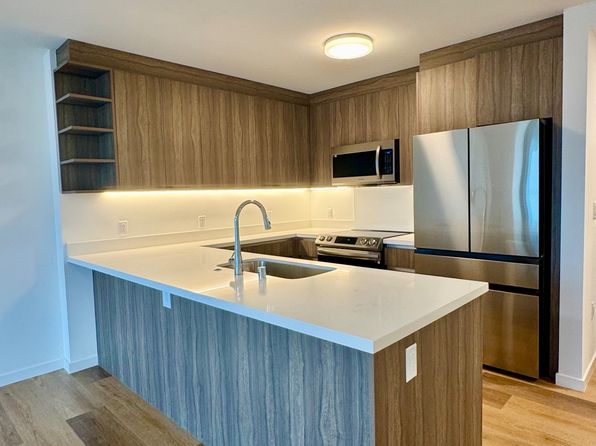 1500 Rycroft St #900R