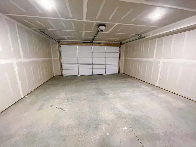 Latitude 45 — Photo 7