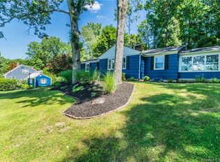 136 Tariffville Rd, Simsbury, CT 06081