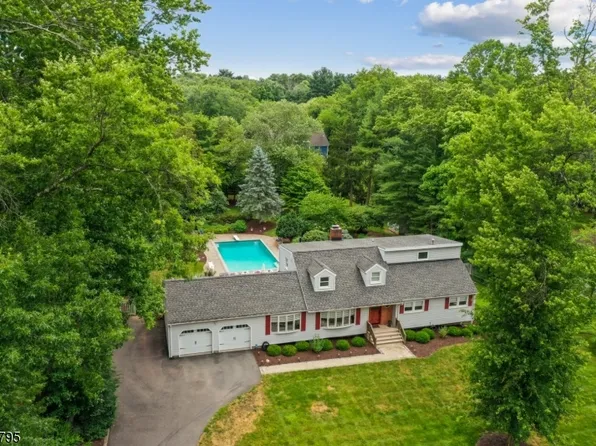 15 Wedgewood Dr, Bernards Twp., NJ 07920