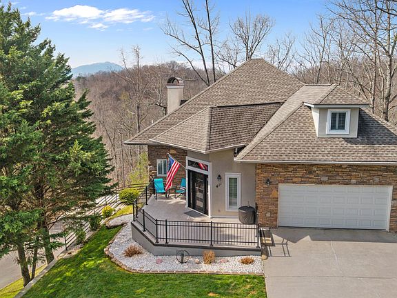 3rd image of 411 Maggie Mack Ln