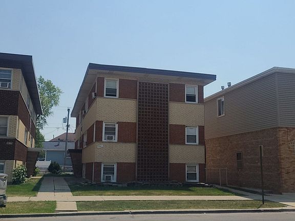 5th image of 7441 W Fullerton Ave