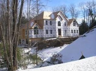 12 Ludlow Rd, Windham, NH 03087
