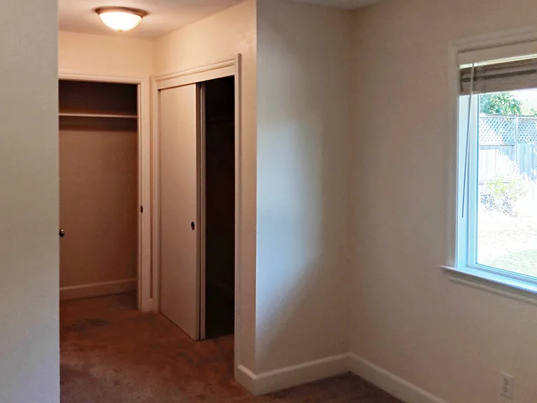 2024 Clydesdale Way — Photo 12