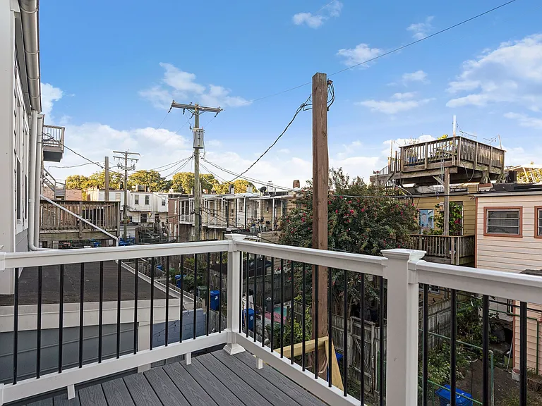 118 S Ellwood Ave #1 — Photo 17