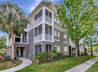 9314 Crescent Loop Cir APT 201, Tampa, FL 33619