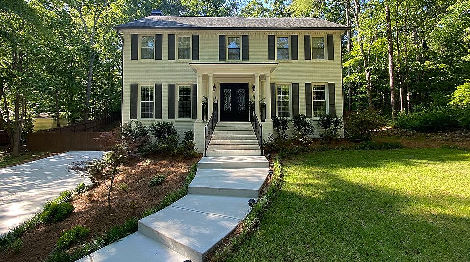 1st image of 3338 Woodsfield Dr NE